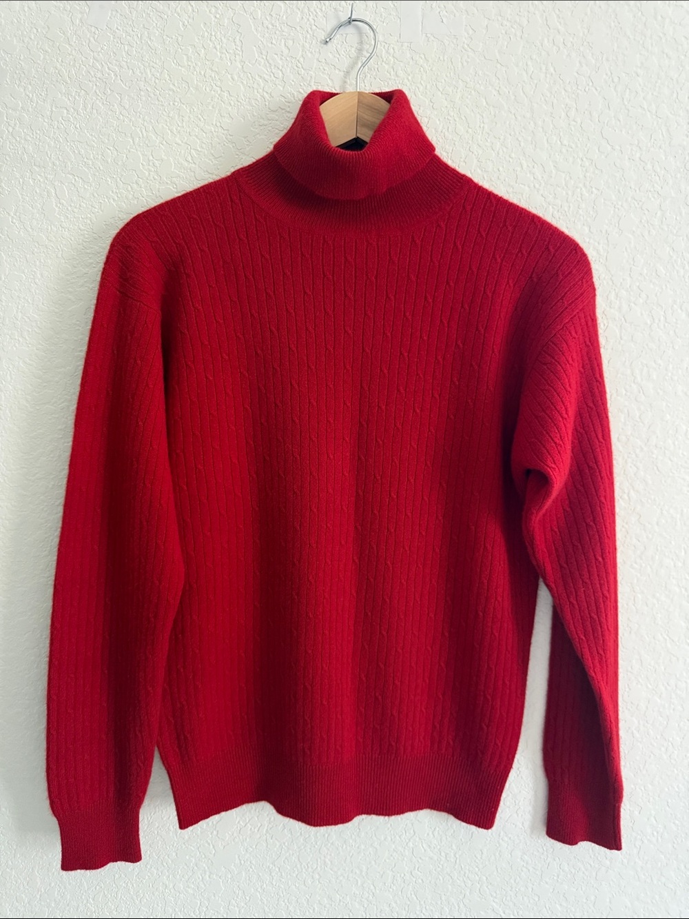 Lord & Taylor Two Ply Cashmere Red Turtleneck Sweater Size M